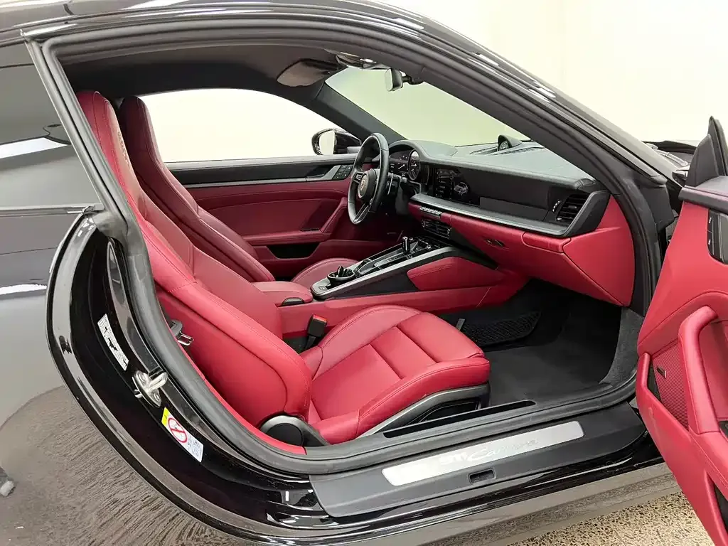 Porsche 911 2023 из CN, фото 9