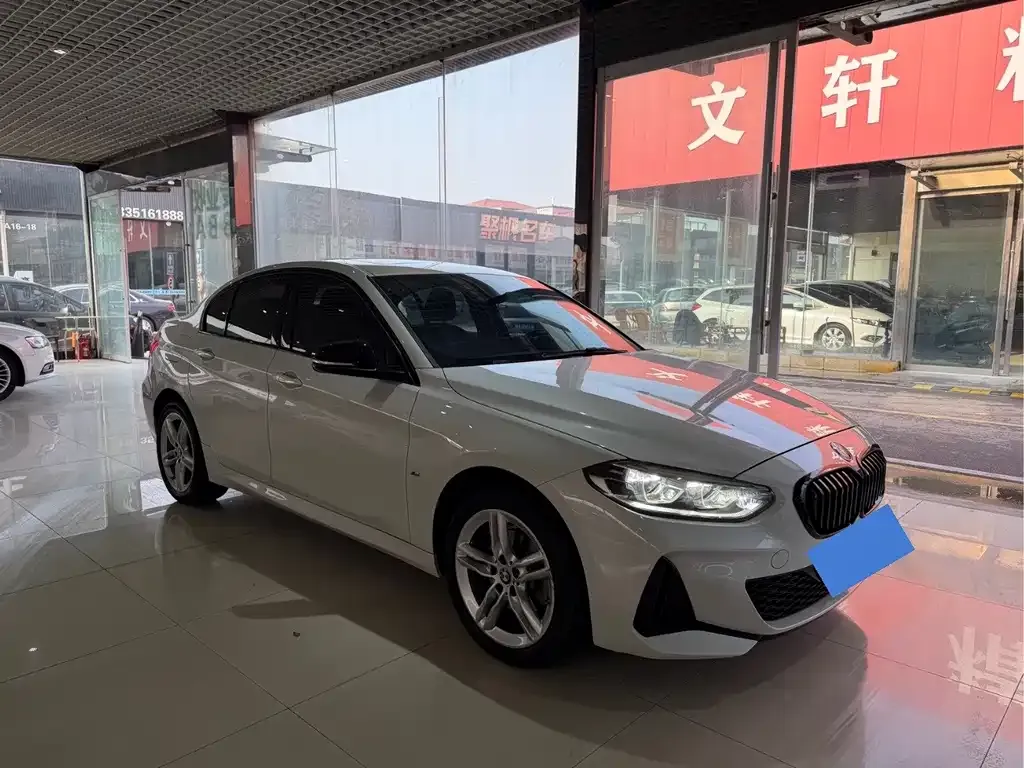 BMW 1 Series 2021 из CN, фото 5