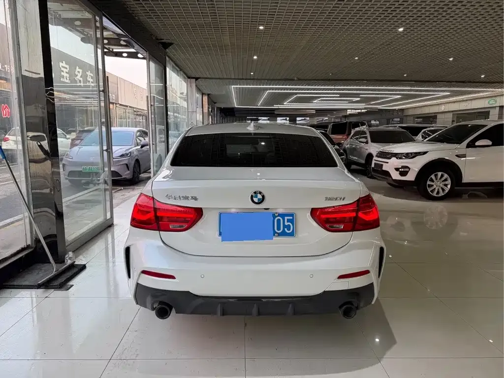 BMW 1 Series 2021 из CN, фото 7
