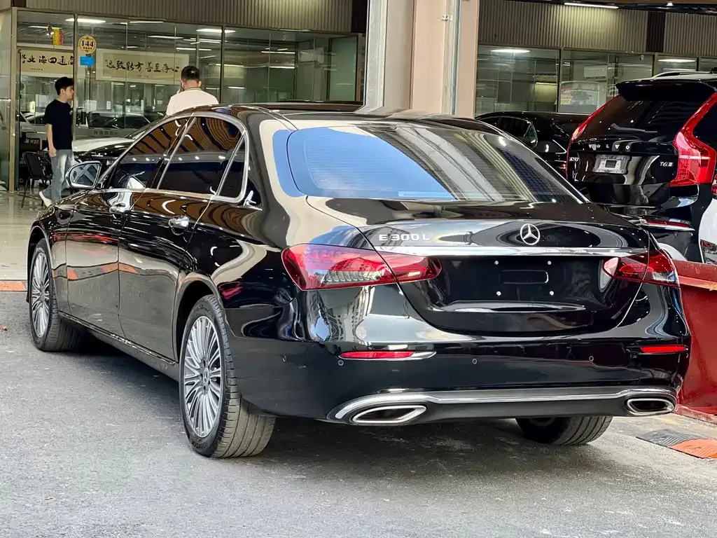 Mercedes-Benz E-Class 2023 из CN, фото 7