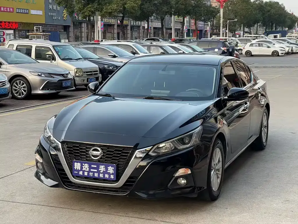 Nissan Teana