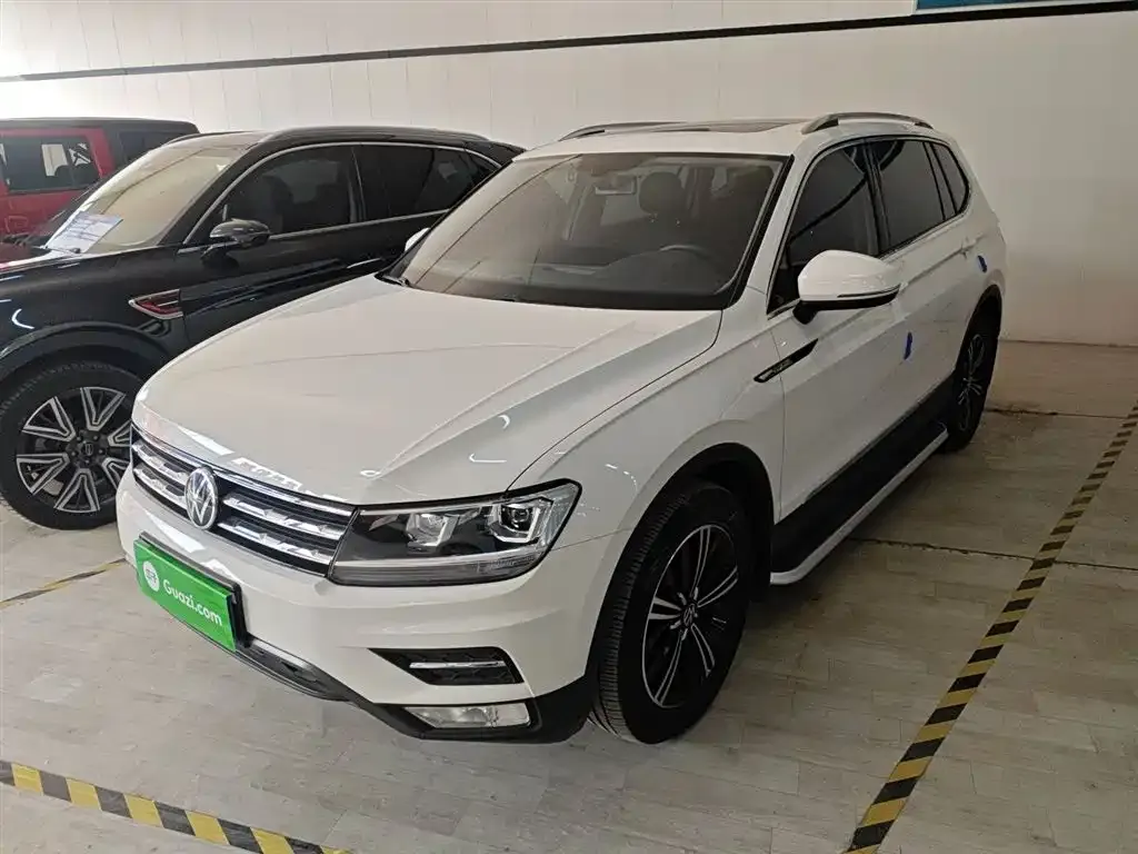Volkswagen Tiguan L 2021 из CN, фото 3