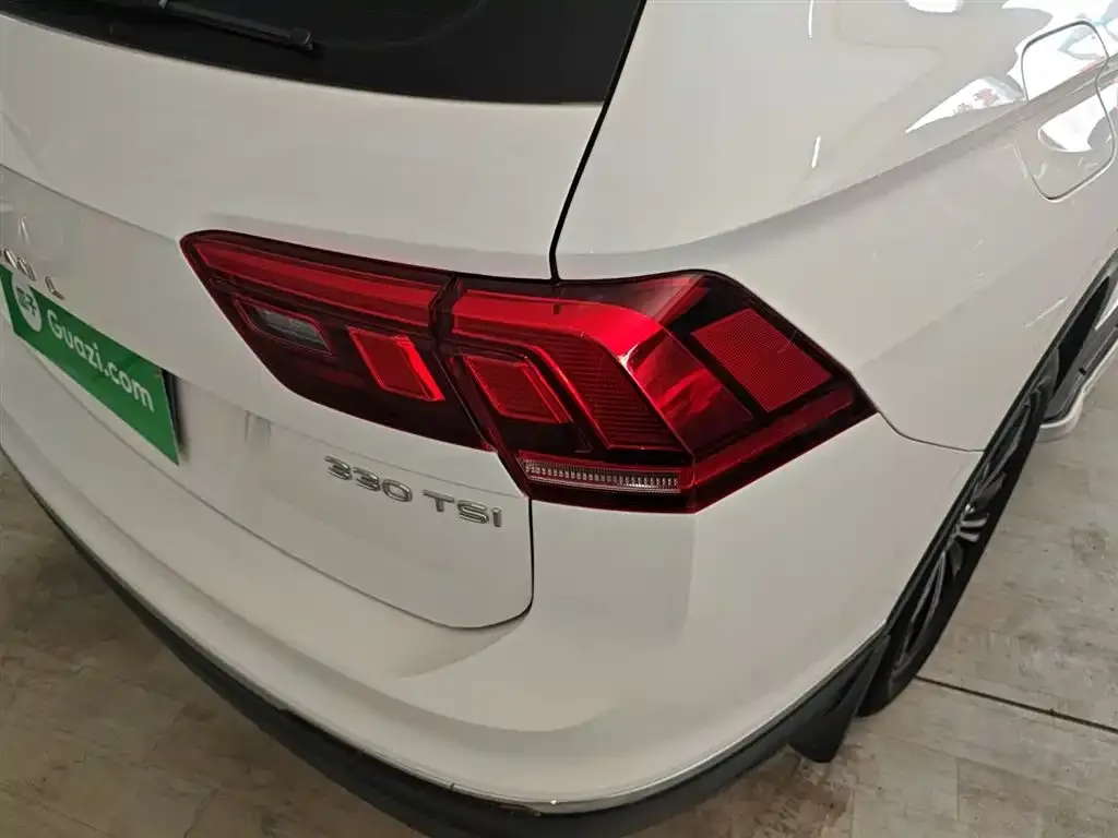 Volkswagen Tiguan L 2021 из CN, фото 2