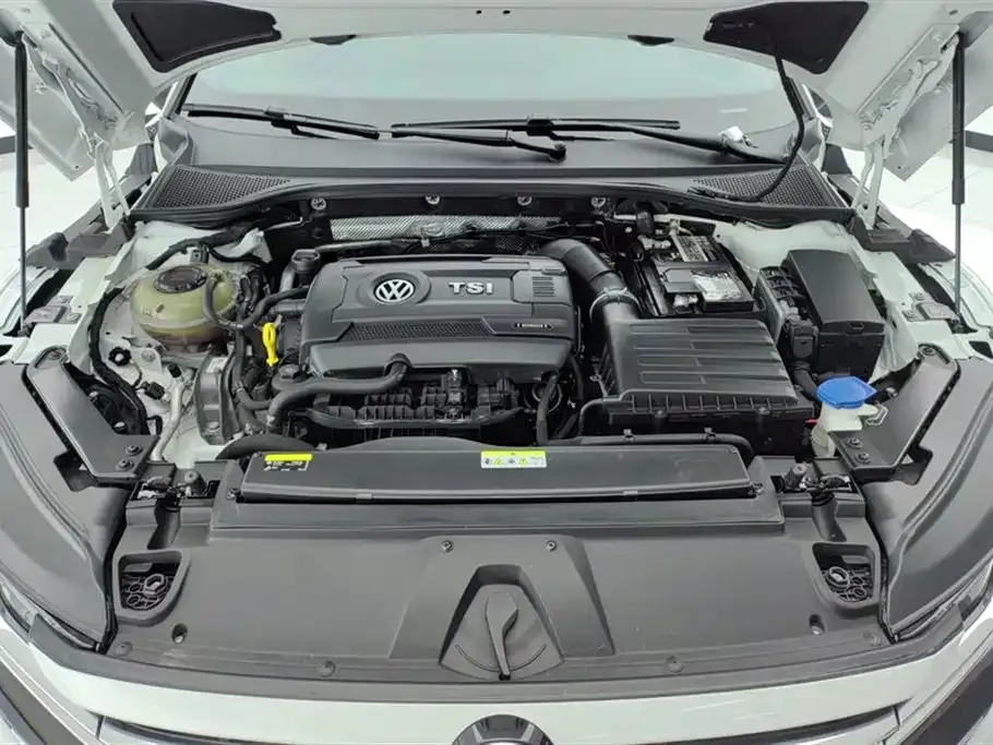 Volkswagen CC 2022 из CN, фото 8