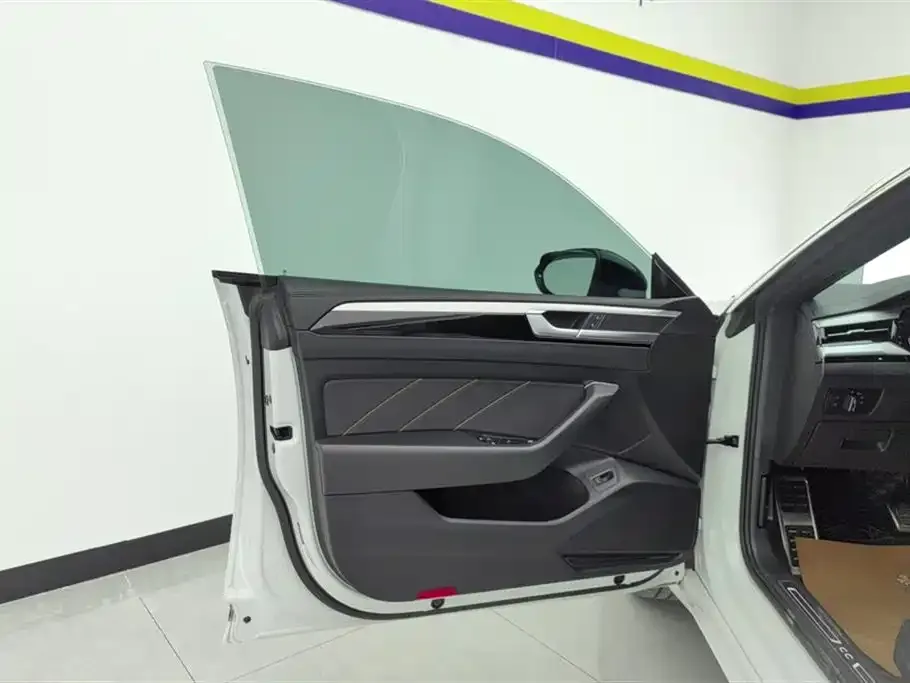 Volkswagen CC 2022 из CN, фото 10