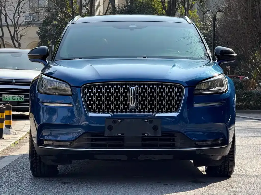 Lincoln Corsair — фото 1