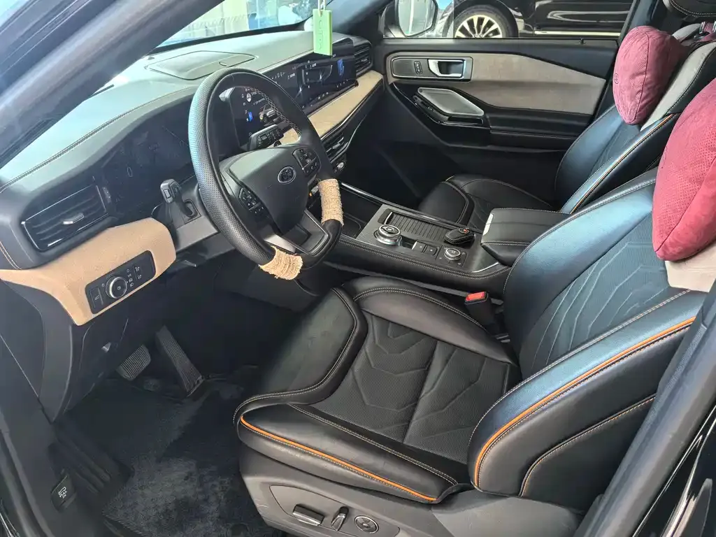 Ford Explorer 2024 из CN, фото 7