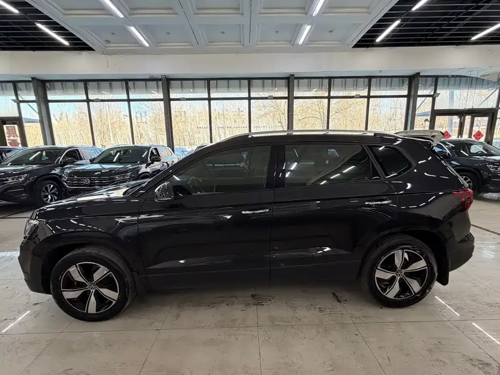 Volkswagen Tharu 2021 из CN, фото 9