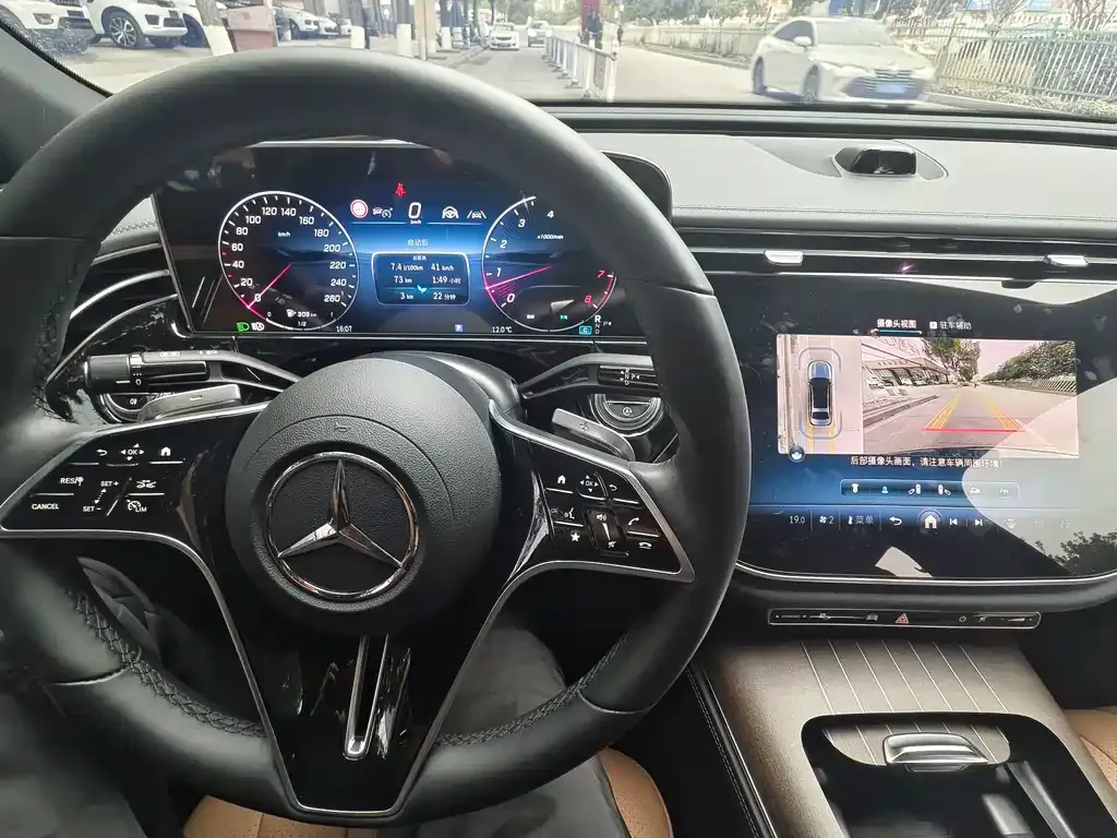Mercedes-Benz E-Class 2024 из CN, фото 2