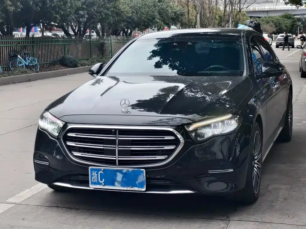 Mercedes-Benz E-Class 2024 из CN, фото 8