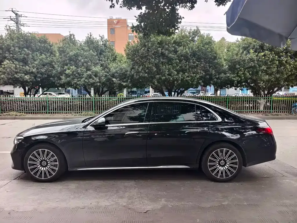 Mercedes-Benz E-Class 2024 из CN, фото 9