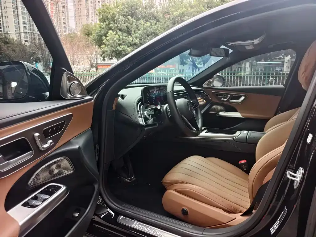 Mercedes-Benz E-Class 2024 из CN, фото 7