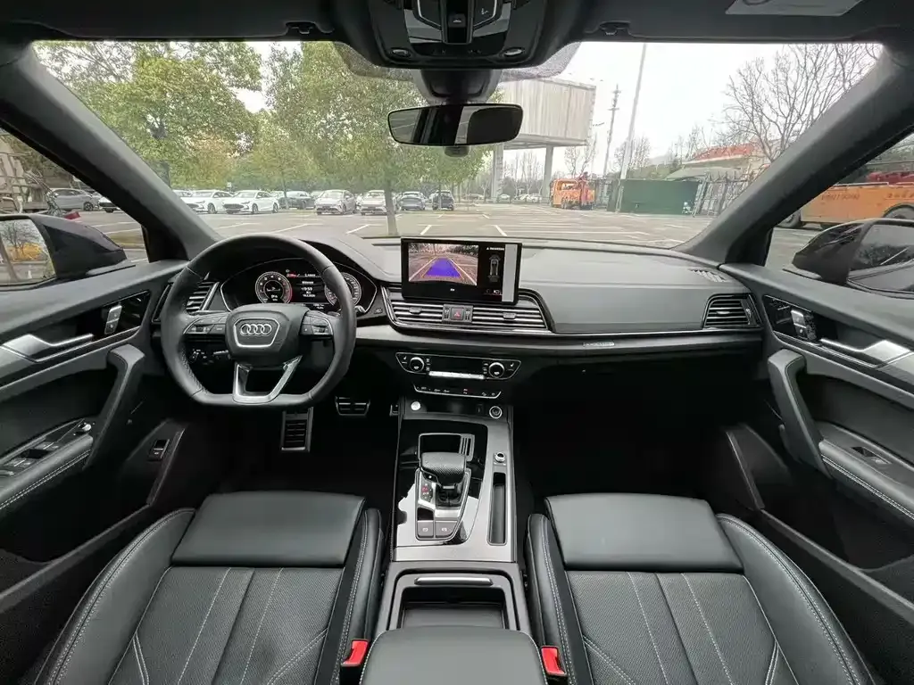 Audi Q5L 2024 из CN, фото 3