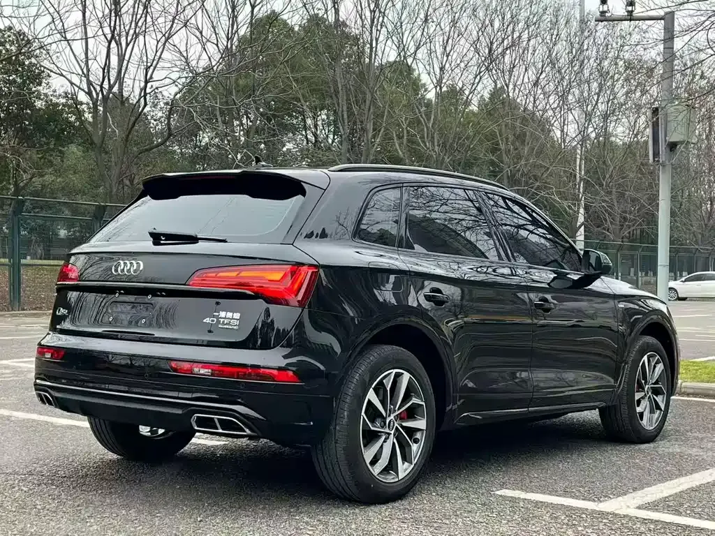 Audi Q5L 2024 из CN, фото 8