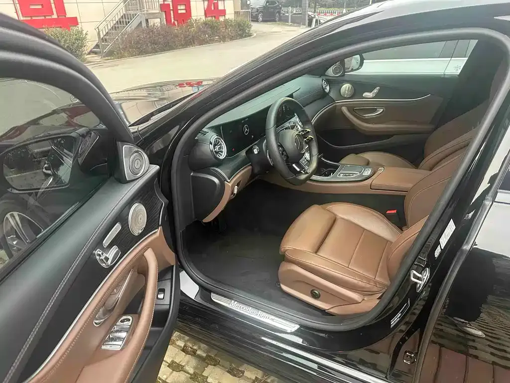 Mercedes-Benz E-Class 2022 из CN, фото 6