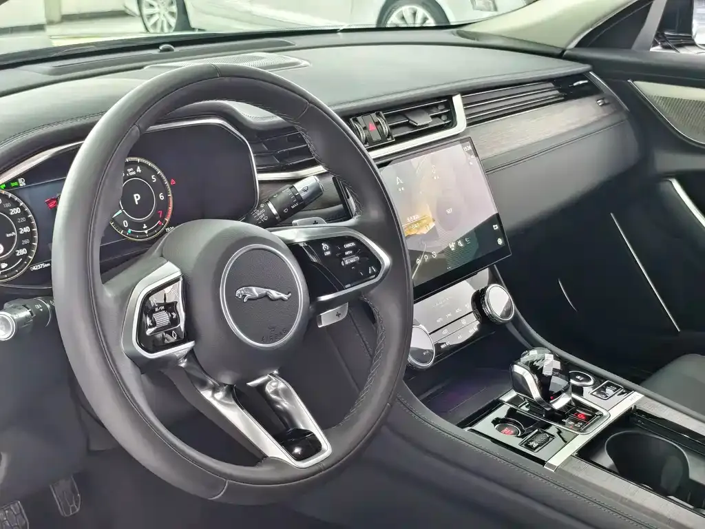 Jaguar XFL 2021 из CN, фото 4
