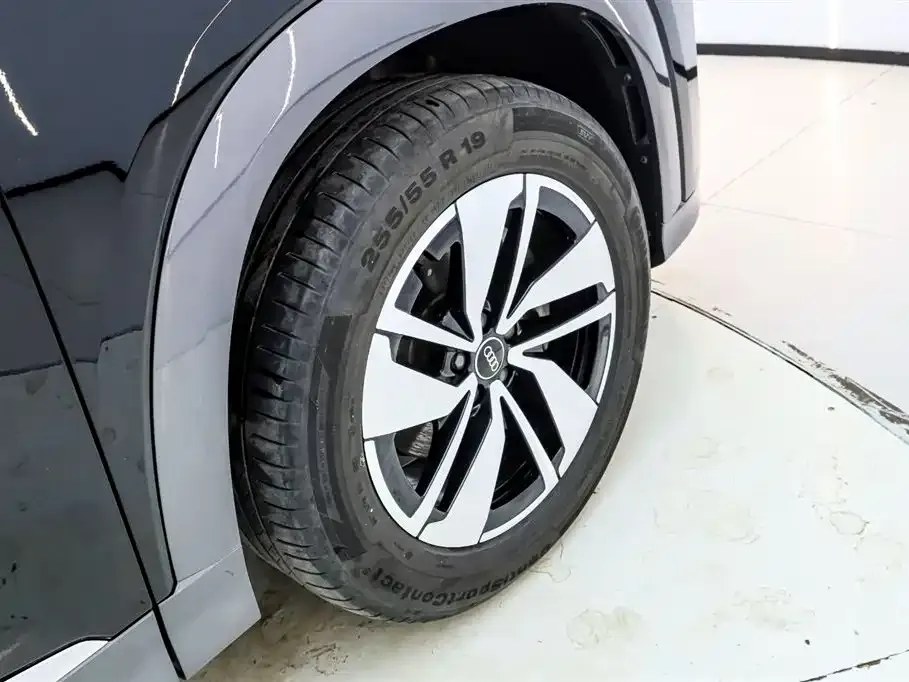 Audi Q6 2023 из CN, фото 3