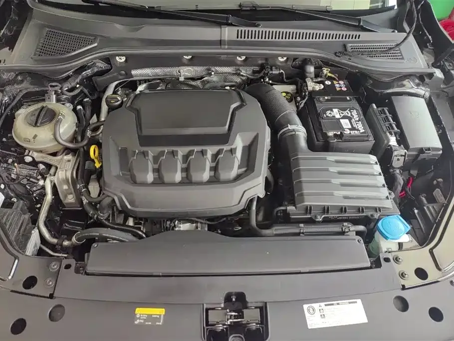 Volkswagen Passat 2024 из CN, фото 8