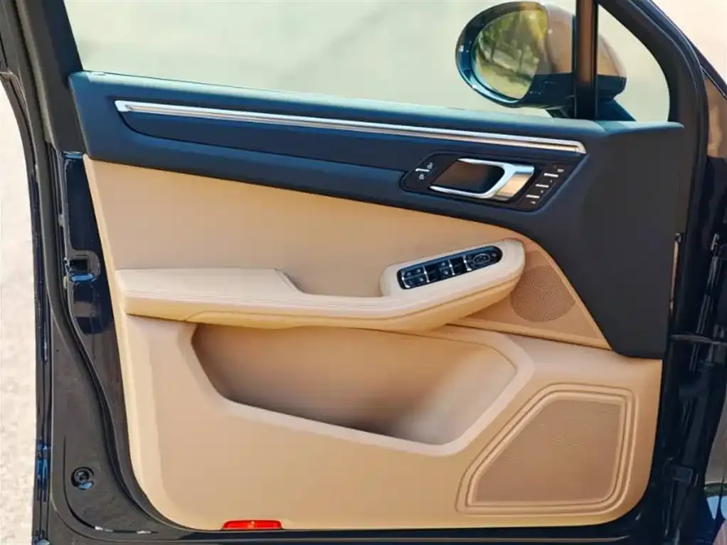 Porsche Macan 2023 из CN, фото 4