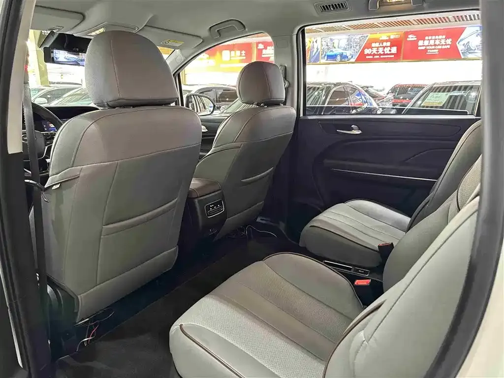 GAC Motor Trumpchi M6 2024 из CN, фото 8