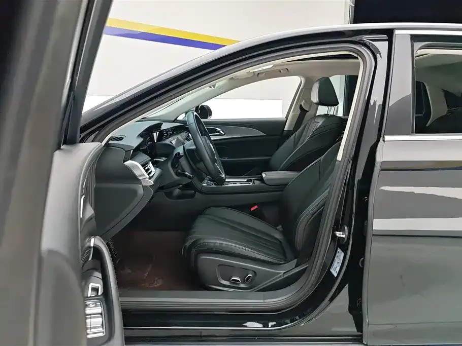 Hongqi H5 2023 из CN, фото 10