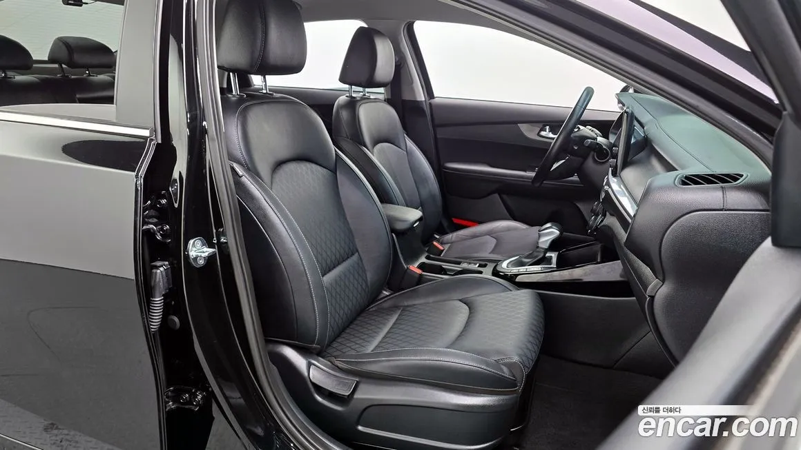 Kia K3 2023 из KR, фото 9