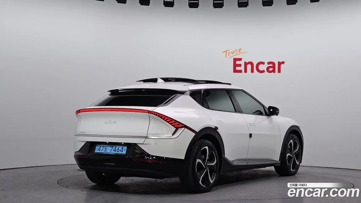 Kia EV6 2023 из KR, фото 2
