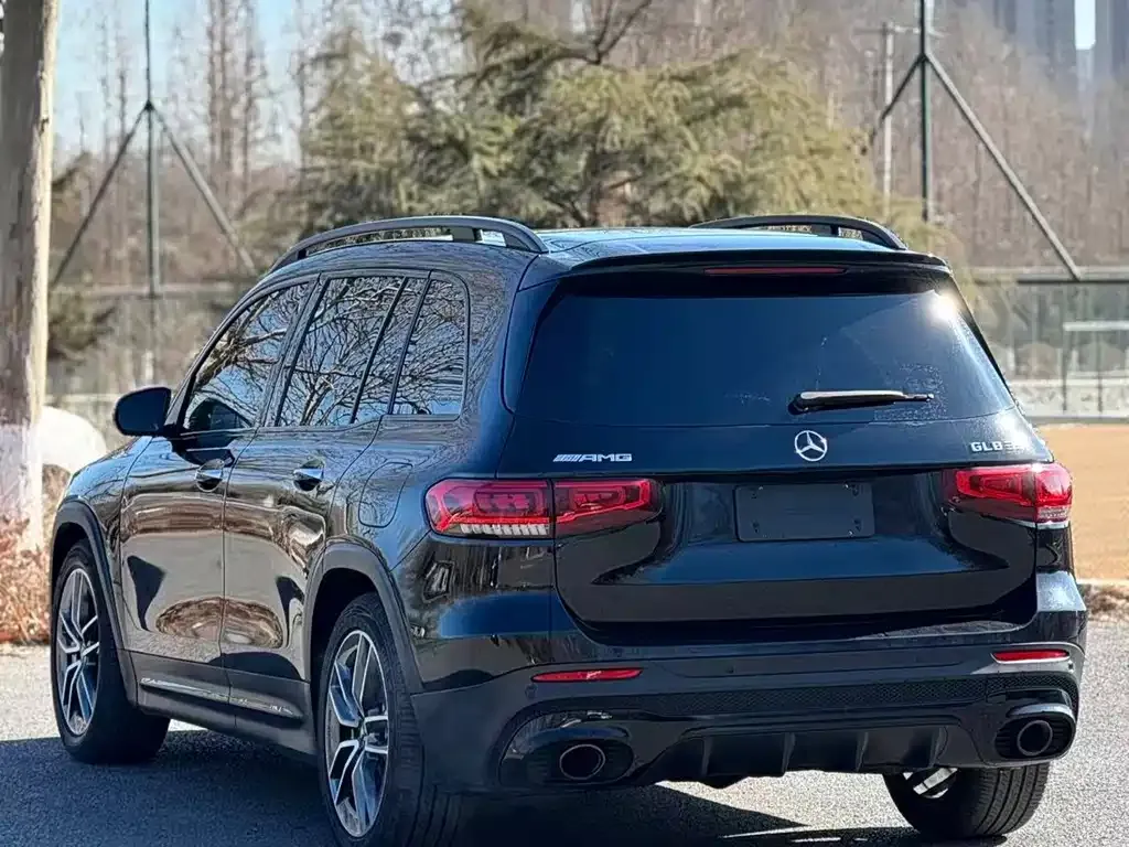 Mercedes-Benz GLB AMG — фото 5