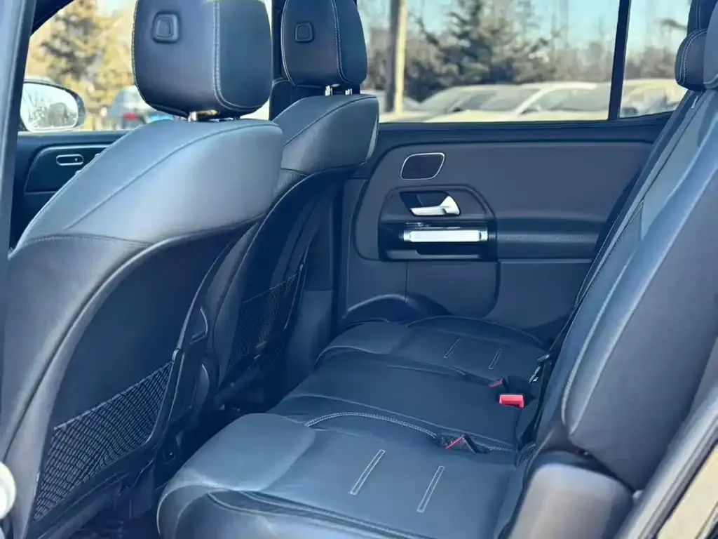 Mercedes-Benz GLB AMG — фото 4