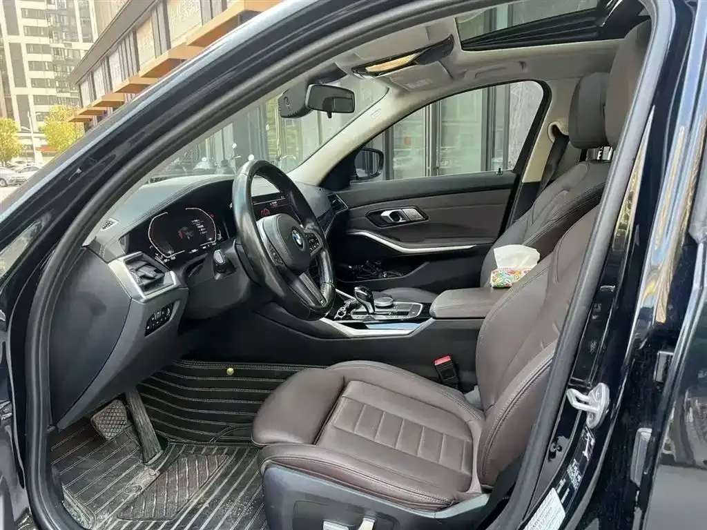BMW 3 Series 2021 из CN, фото 6