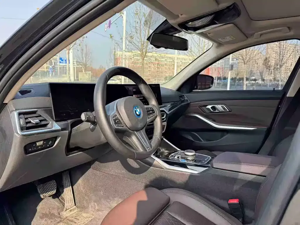 BMW i3 2023 из CN, фото 4