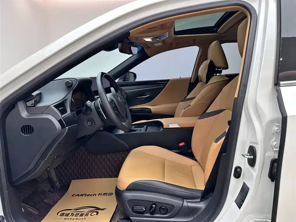 Lexus ES 2023 из CN, фото 5