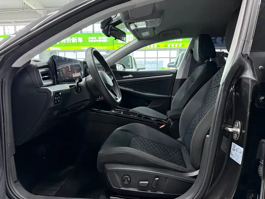 Volkswagen Lamando 2023 из CN, фото 6