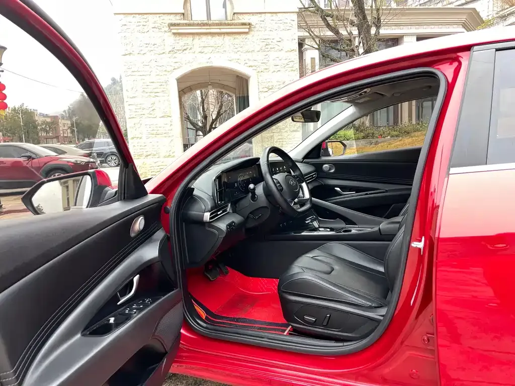 Hyundai Elantra 2021 из CN, фото 2