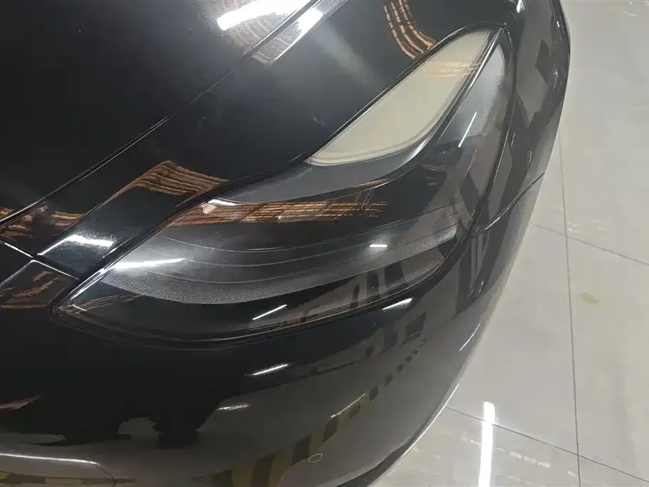 Tesla Model Y 2023 из CN, фото 8