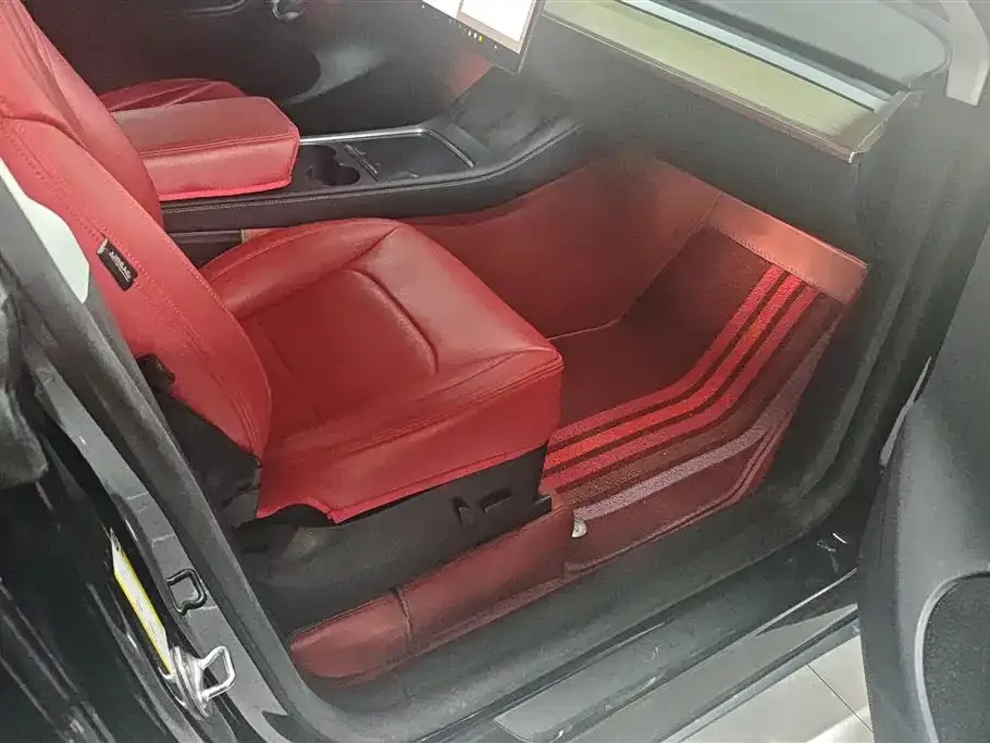 Tesla Model Y 2023 из CN, фото 7