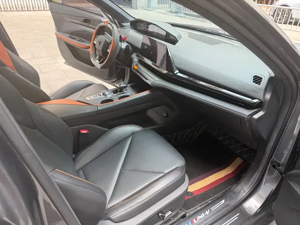 Changan UNI-V 2023 из CN, фото 9