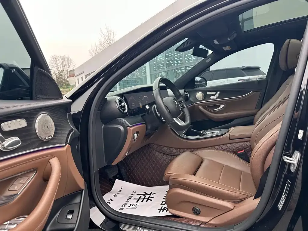 Mercedes-Benz E-Class 2022 из CN, фото 4