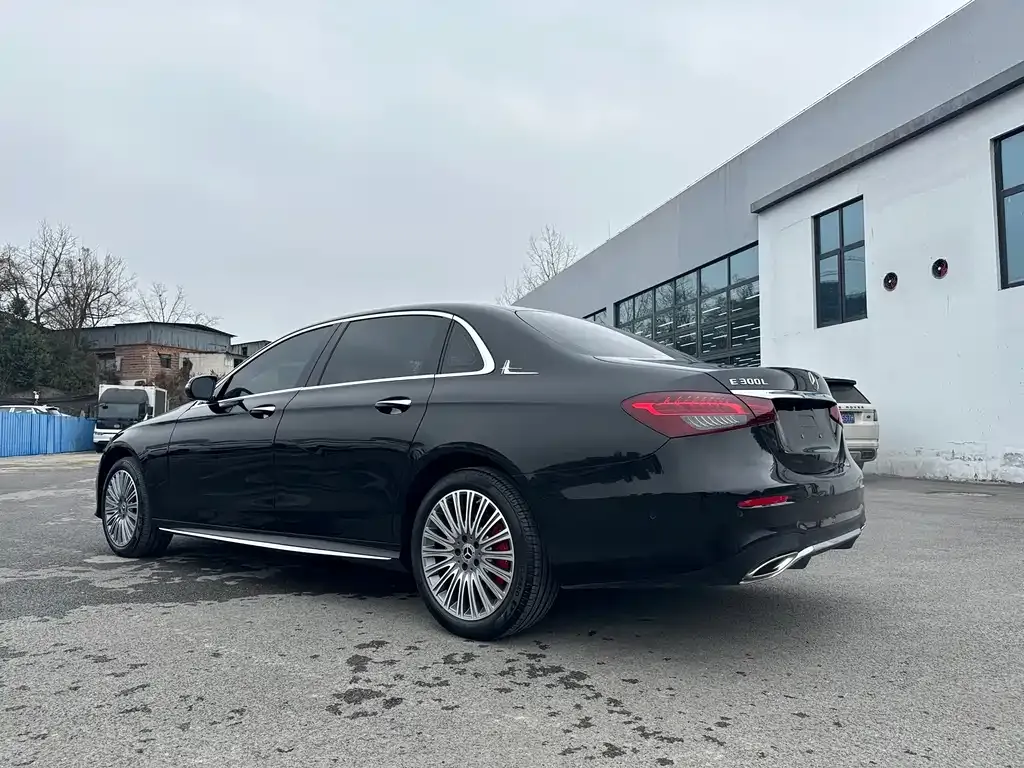 Mercedes-Benz E-Class 2022 из CN, фото 2