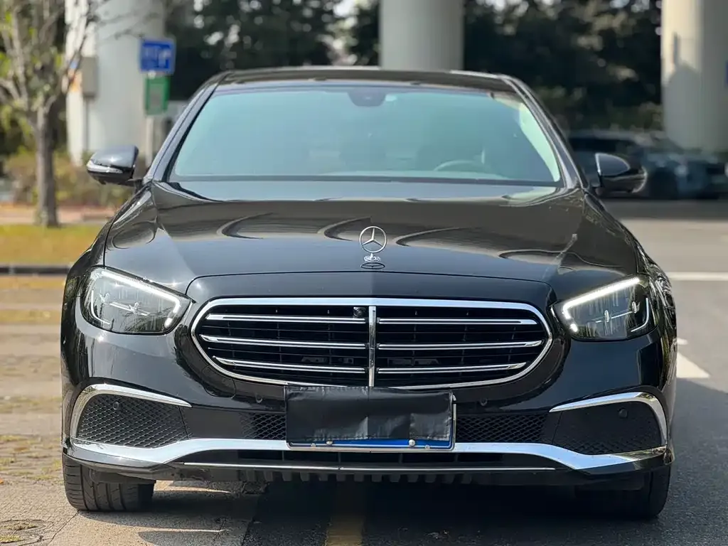 Mercedes-Benz E-Class 2022 из CN, фото 1