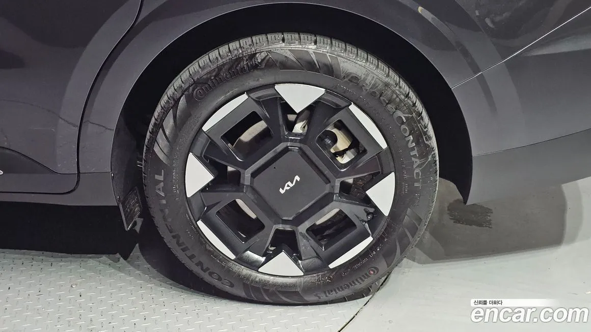 Kia Carnival — фото 10