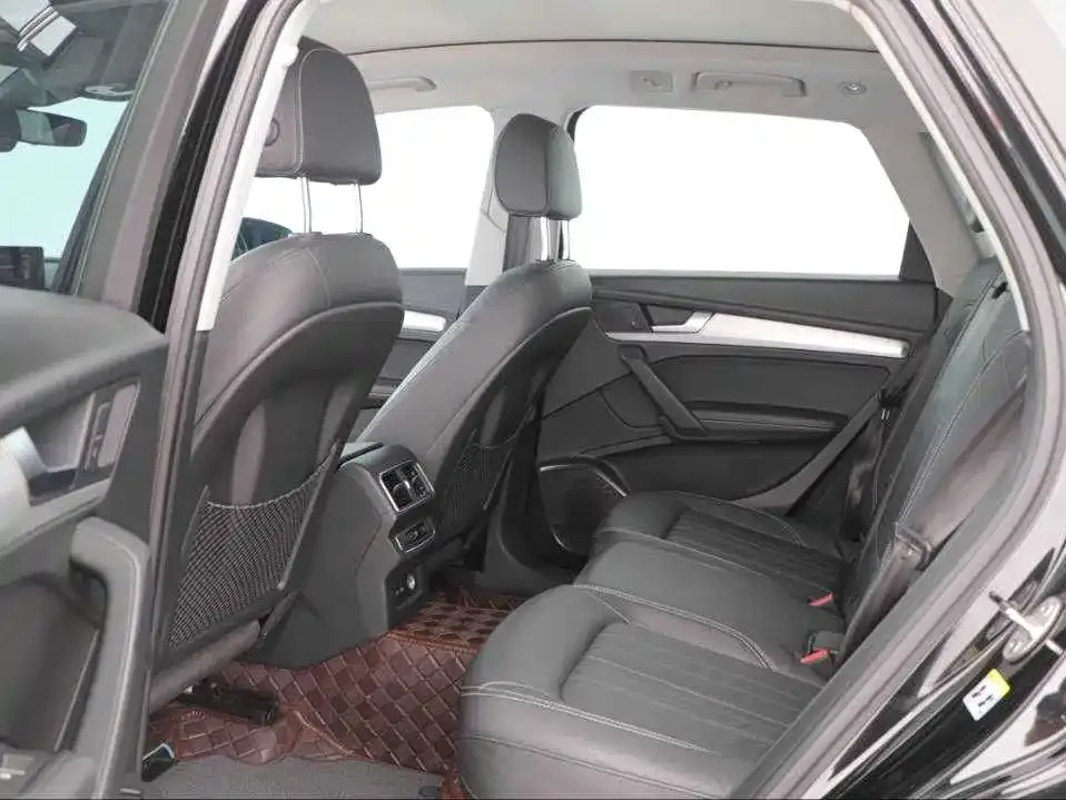 Audi Q5L 2021 из CN, фото 10