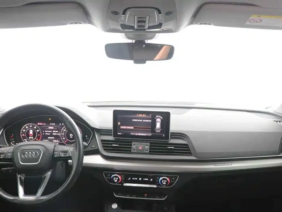 Audi Q5L 2021 из CN, фото 2