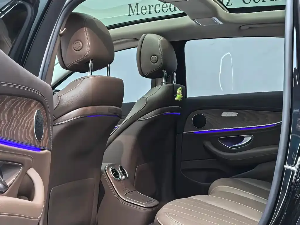 Mercedes-Benz E-Class 2023 из CN, фото 6