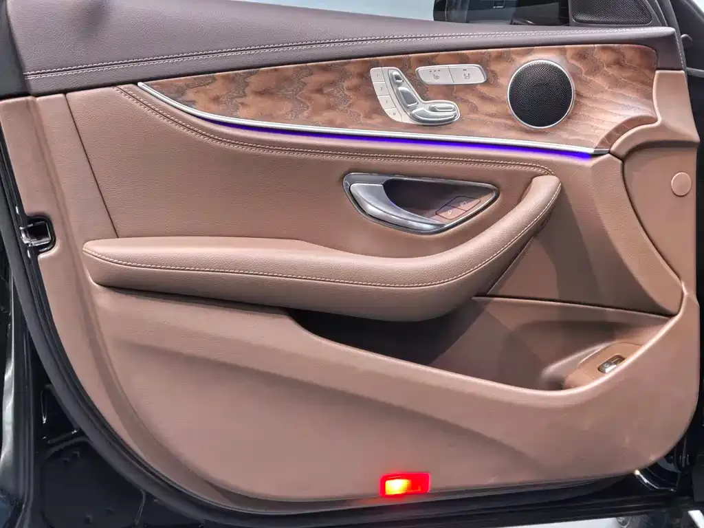 Mercedes-Benz E-Class 2023 из CN, фото 9