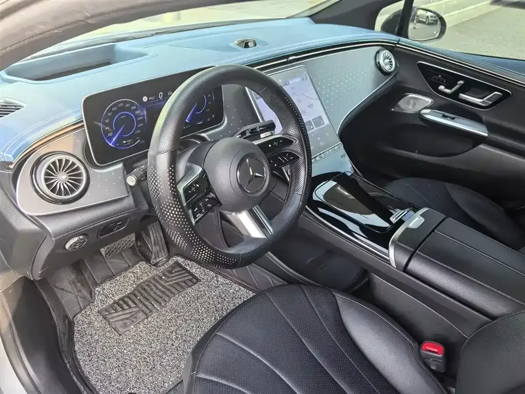 Mercedes-Benz EQE 2022 из CN, фото 7