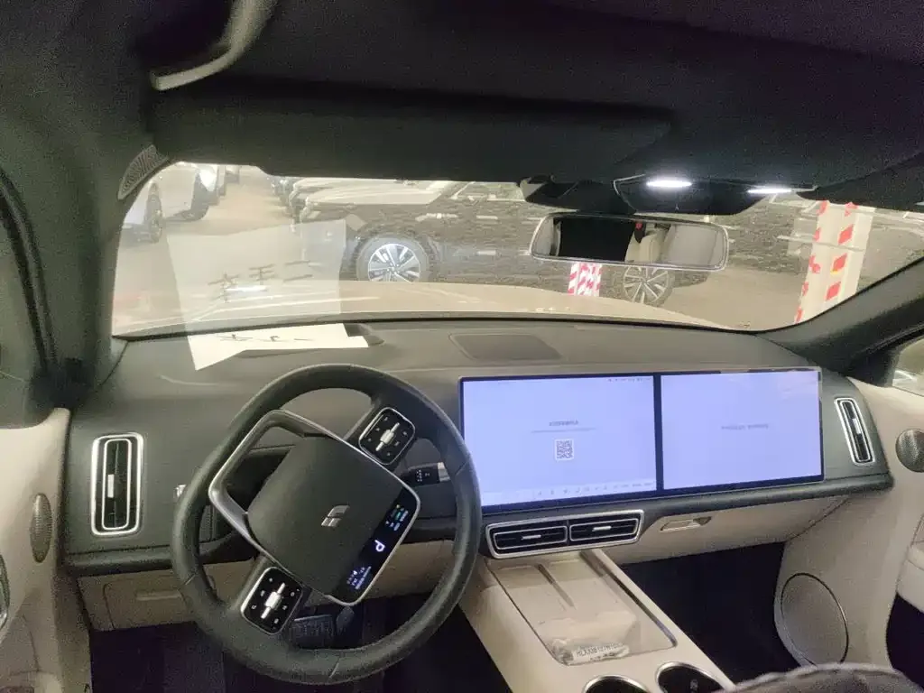 Li Auto L8 2024 из CN, фото 6