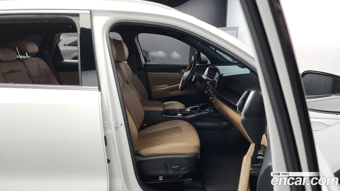Kia Sorento — фото 5