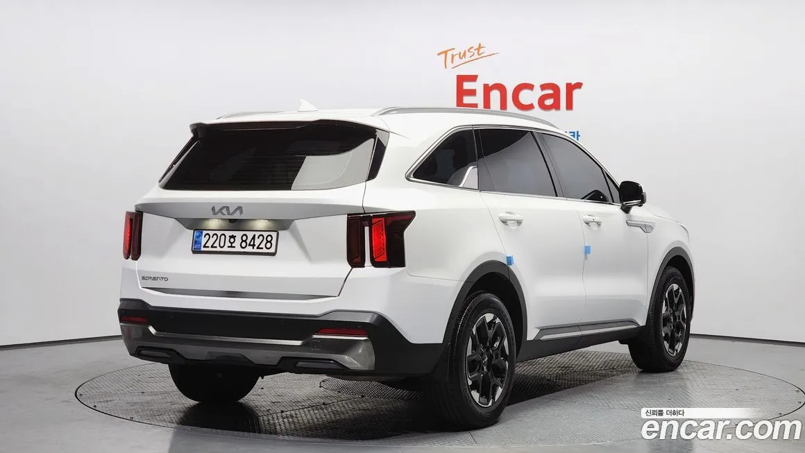 Kia Sorento — фото 3