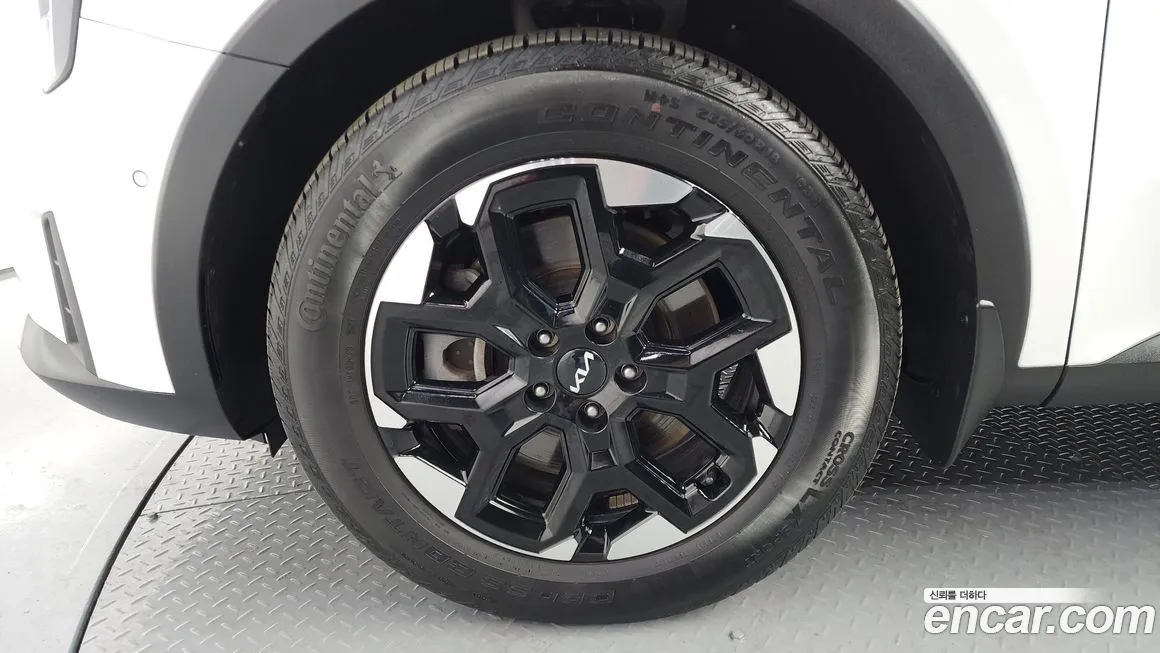 Kia Sorento — фото 6